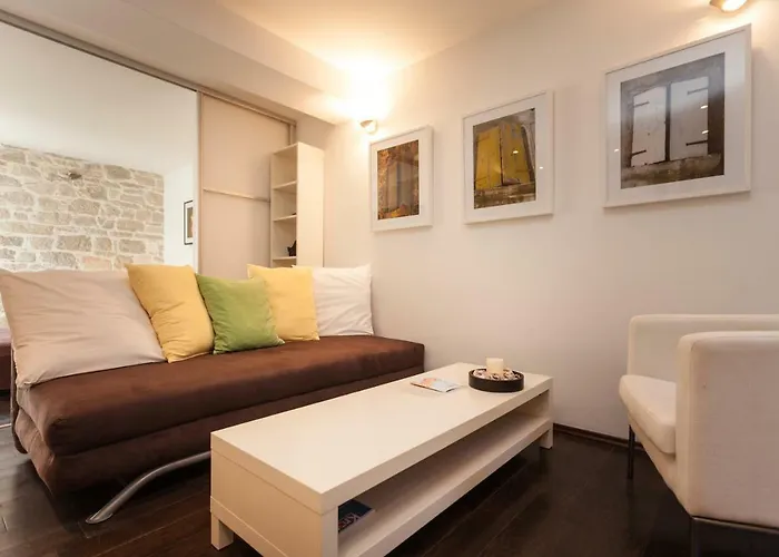 Istra Appartamento Rovigno