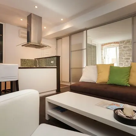 Istra Apartment *